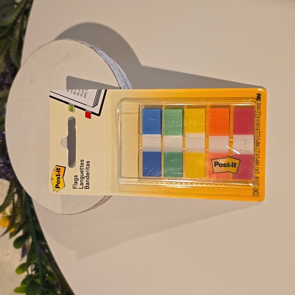 ⭐️ 2016 Small/Tiny Post - it Flags.     (0.47 in. / 1.7 in.) - Picture 10 of 10